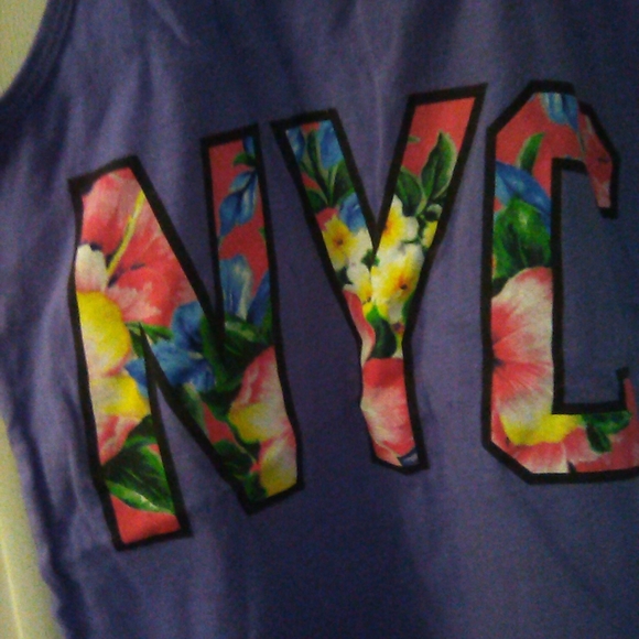 Tank top - Picture 2 of 3